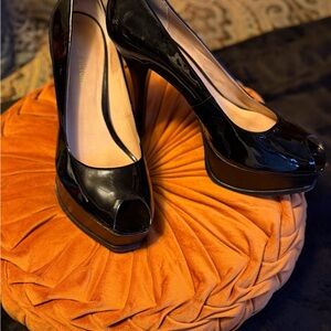 Pour La Victoire Black Patent Peep-Toe Heels